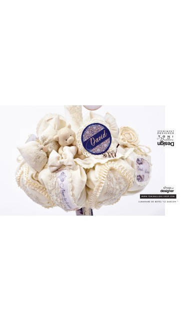 Lumanare de botez cu  ursuleti, dantela ivory, accente gold si bleumarin 9